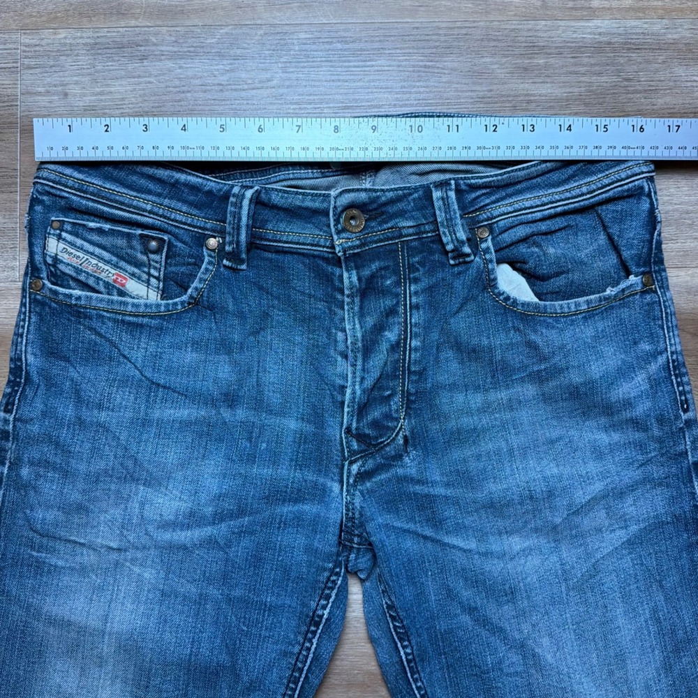Diesel Larkee Jeans Mens 32x34 Blue Straight Leg Stretch Wash 008B2 Button Fly - Picture 12 of 16